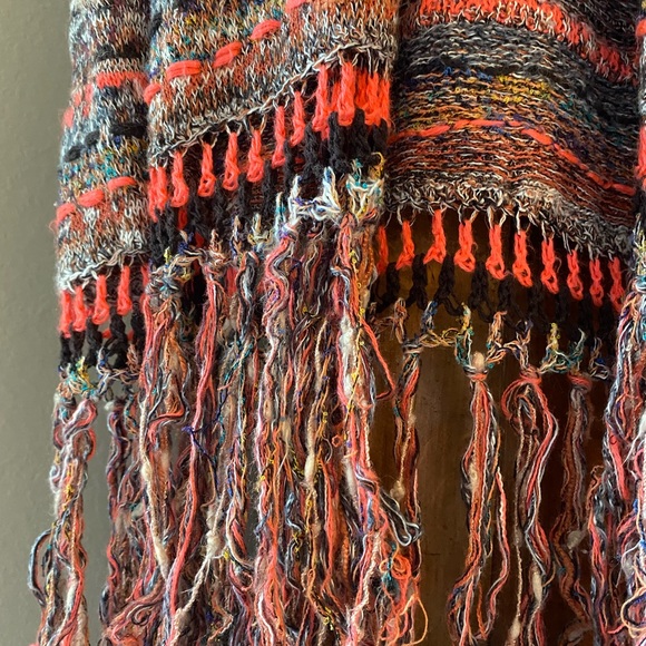 Free People Knit Poncho - Picture 5 of 10